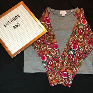 LuLaRoe 3/4 sleeve t-shirt